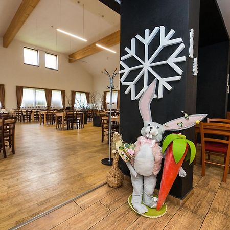 Penzion A Restaurace U Sousedu Strazny Luaran gambar