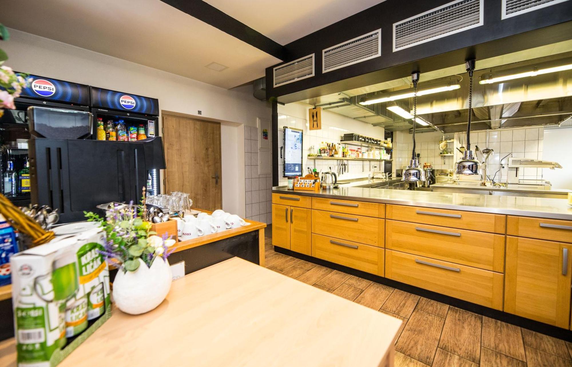 Penzion A Restaurace U Sousedu Strazny Luaran gambar