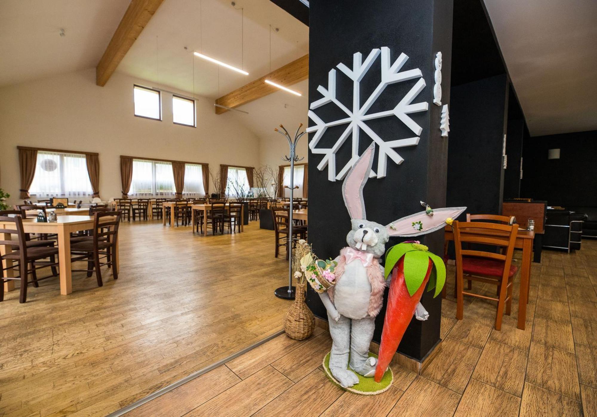 Penzion A Restaurace U Sousedu Strazny Luaran gambar