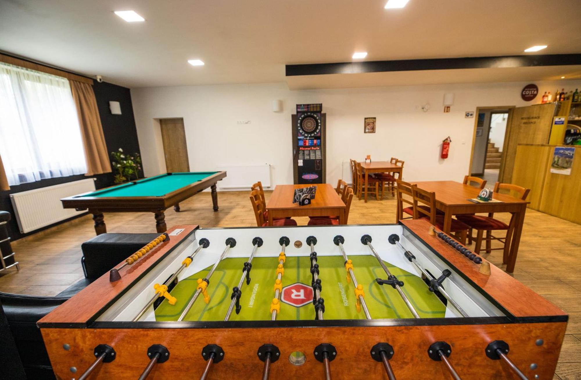 Penzion A Restaurace U Sousedu Strazny Luaran gambar